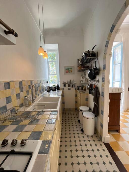 Beautiful Garden Apartment Steps From The Beach Menton Exteriör bild